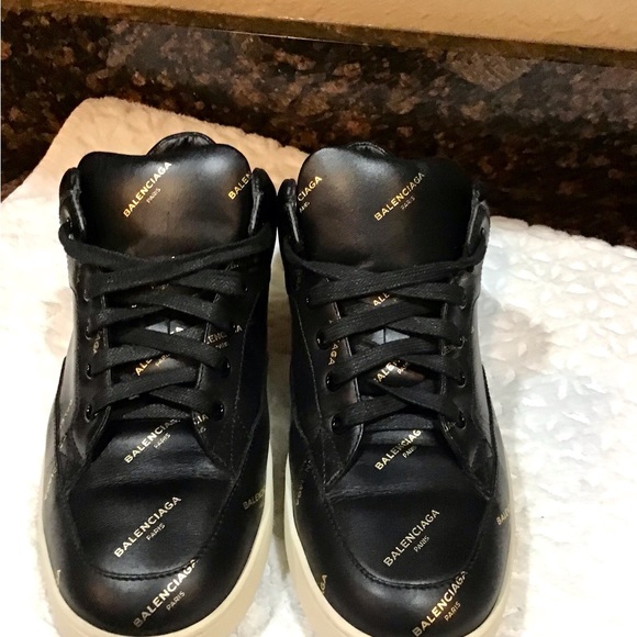 Balenciaga Shoes - Picture 11 of 15
